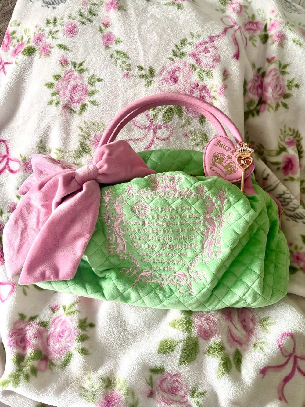 Juicy Couture NWOT Green Quilted bowler bag purse with Pink and gold Accents - Picture 6 of 6